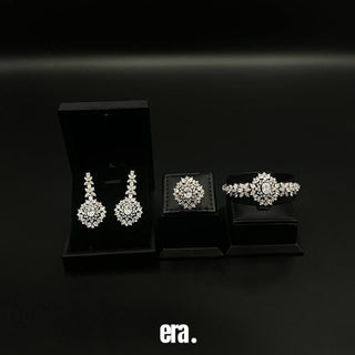 Era Umaima White Full Set Accessories High Quality Simulated Diamonds